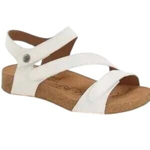 Josef Seibel Tonga 25 Sandal Women White Leather Cork Footbed Size 39 MSRP $135